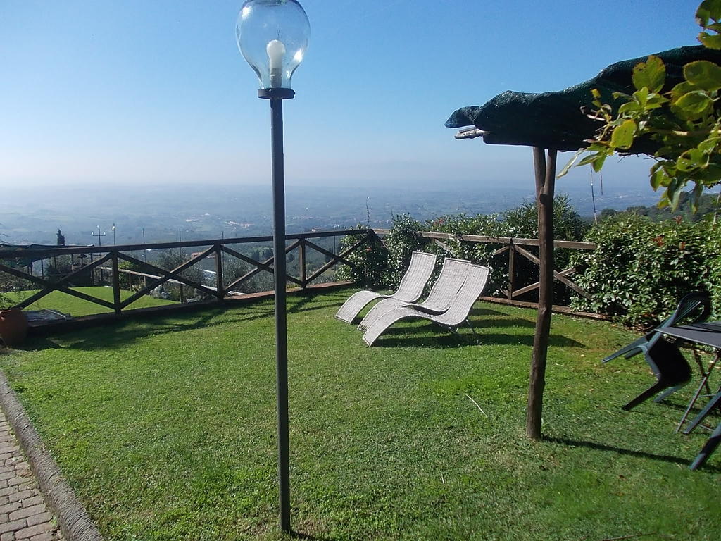 Casa Vacanze La Porta Vinci Kültér fotó